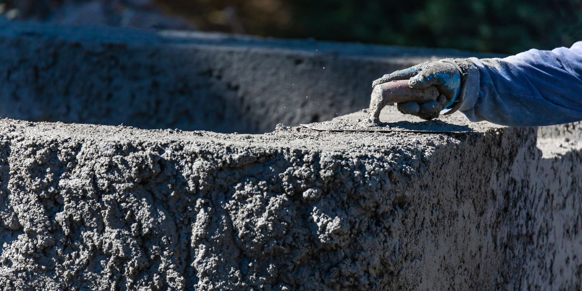 What Are the Disadvantages of a Gunite Pool?