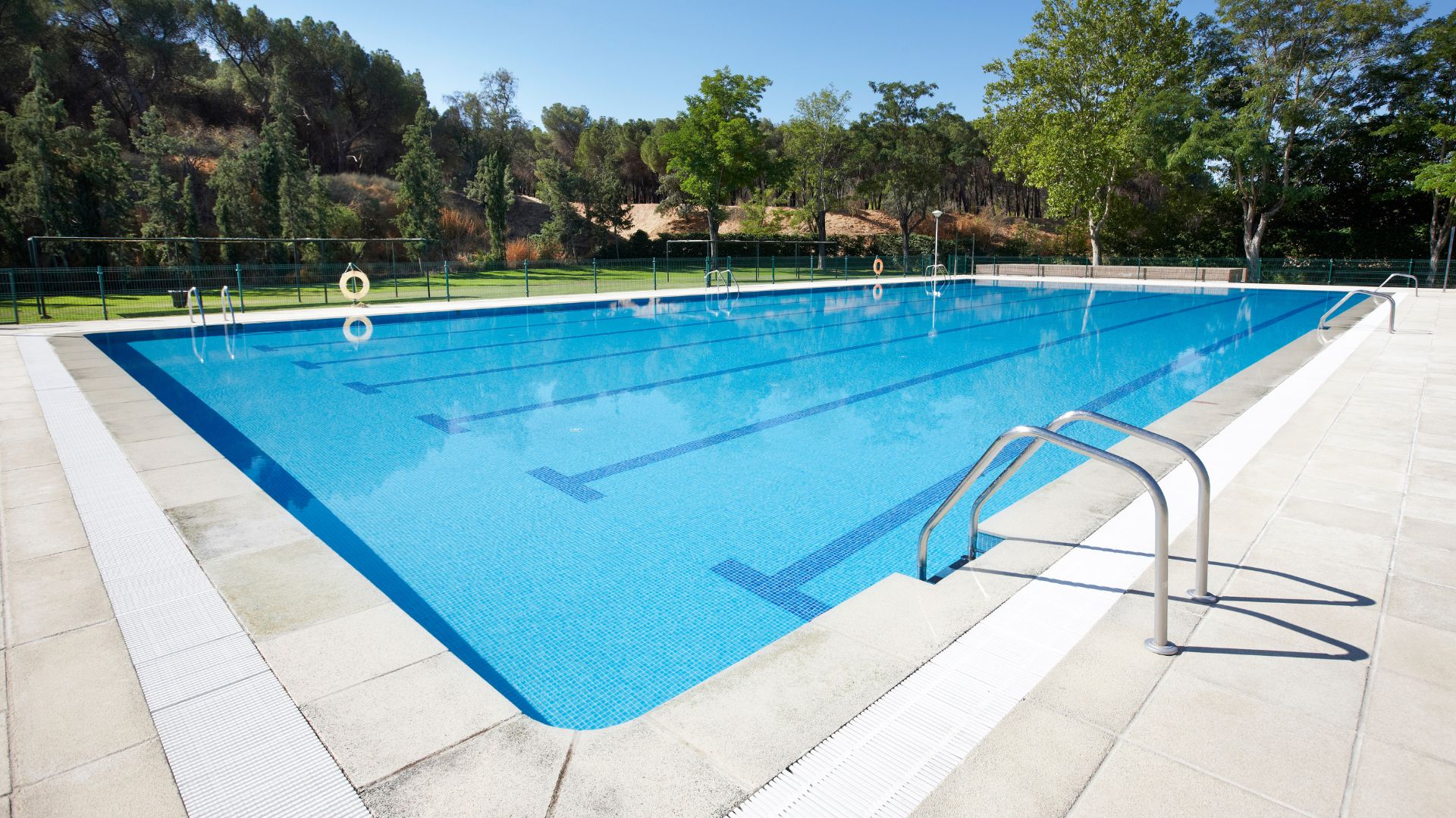 Commercial Pool Maintenance