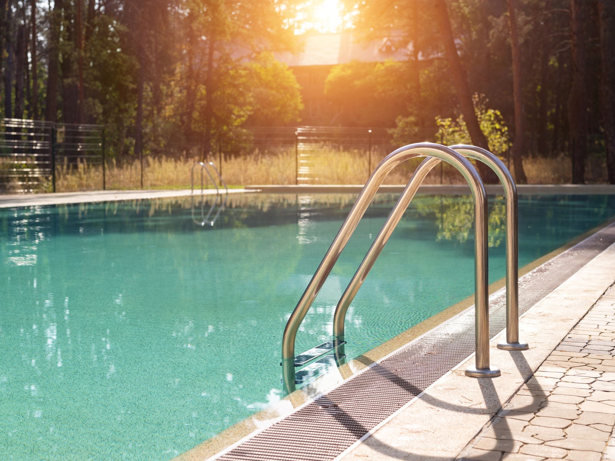 DIY vs Professional Pool Cleaning: Which Should You Choose?